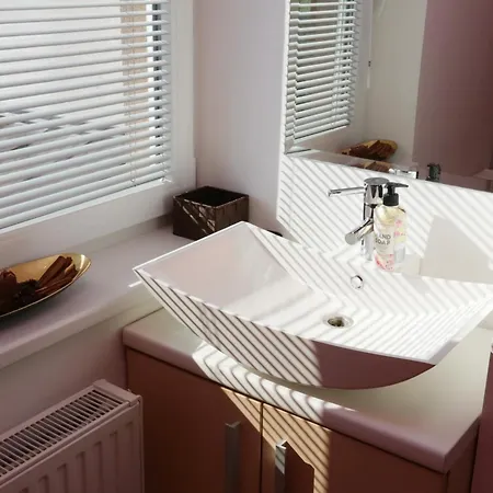 Lux Living Apartments Budic Near Terme Catez Brezice Room photo