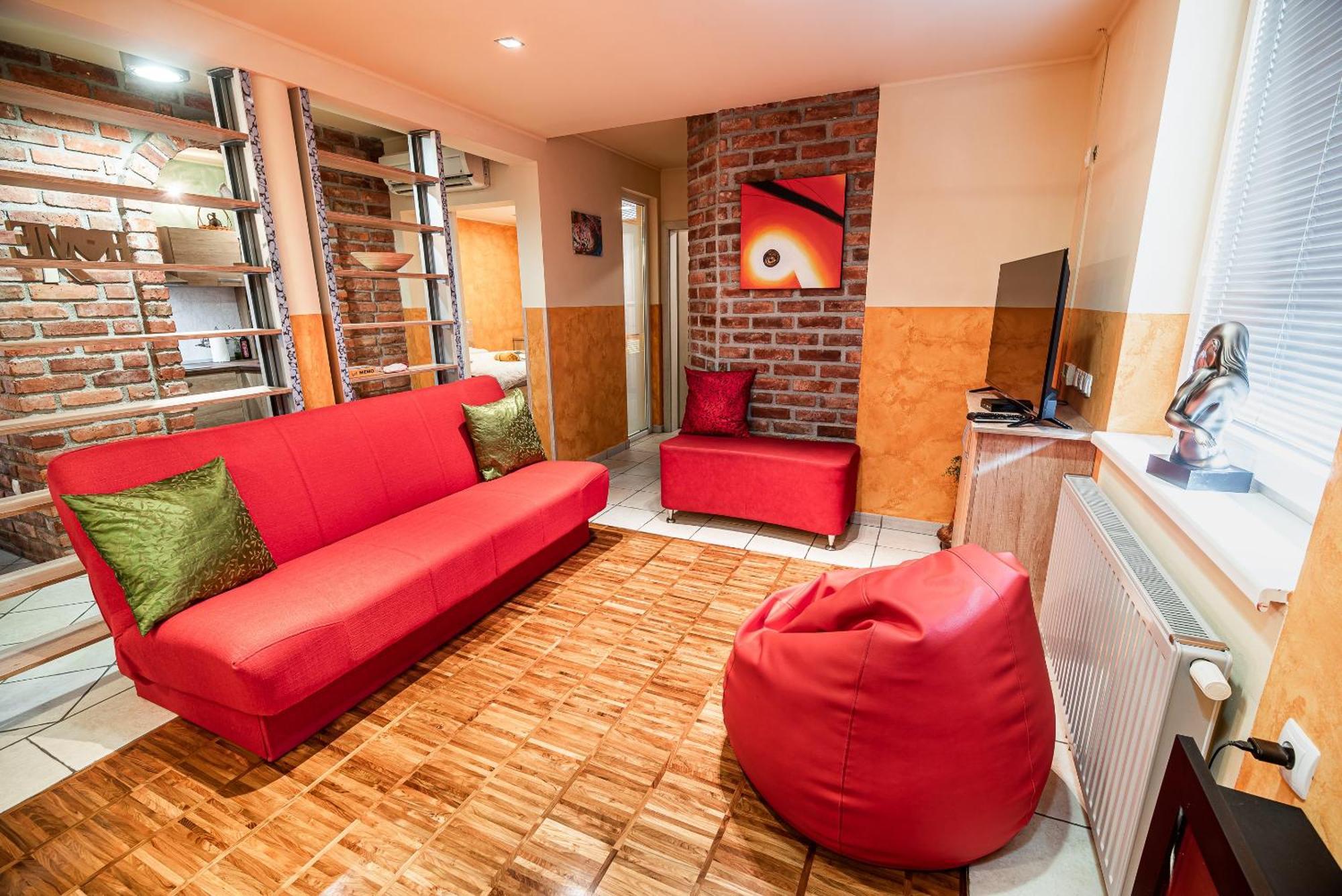 Lux Living Budic Near Terme Catez *