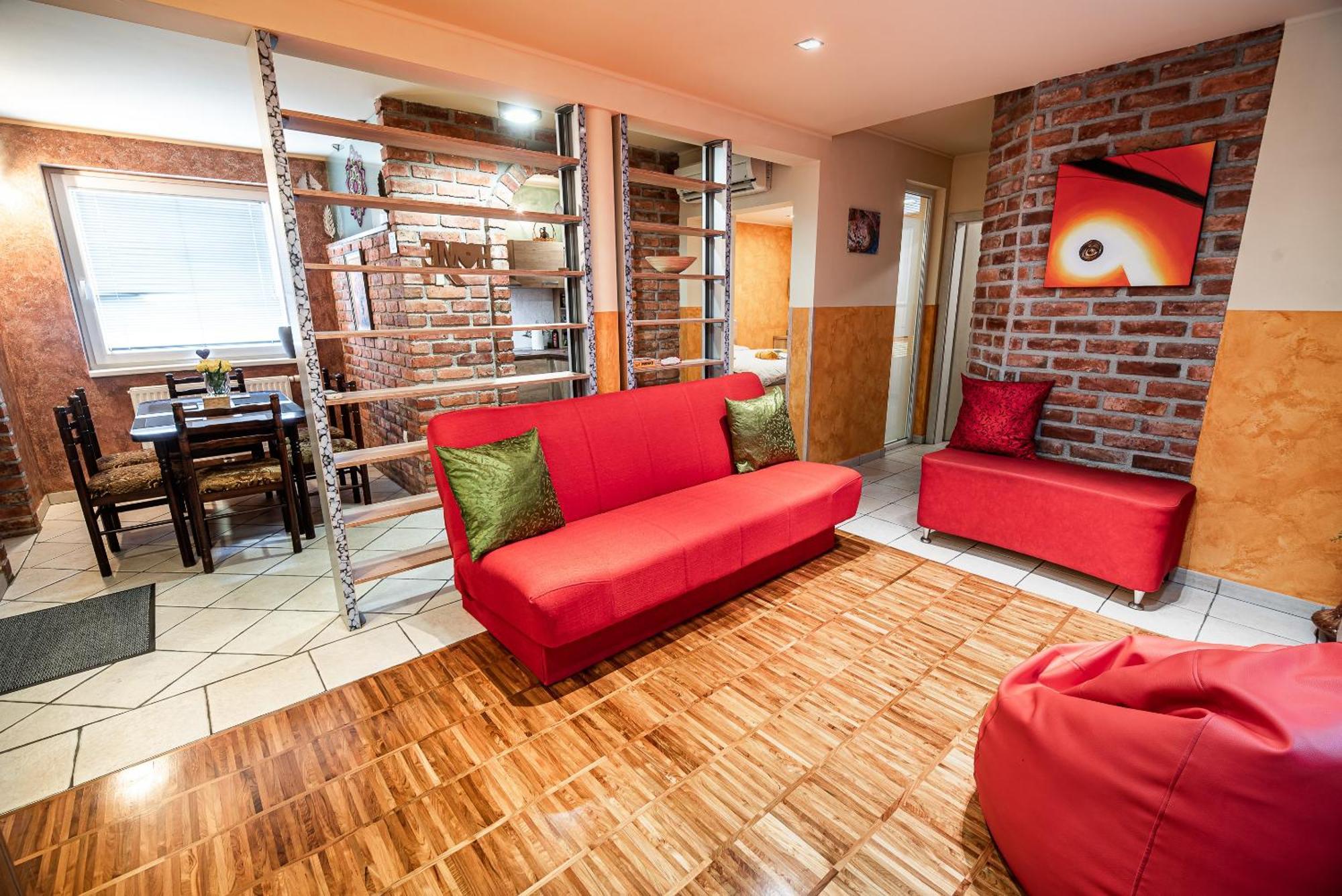 Apartment Lux Living Budic Near Terme Catez