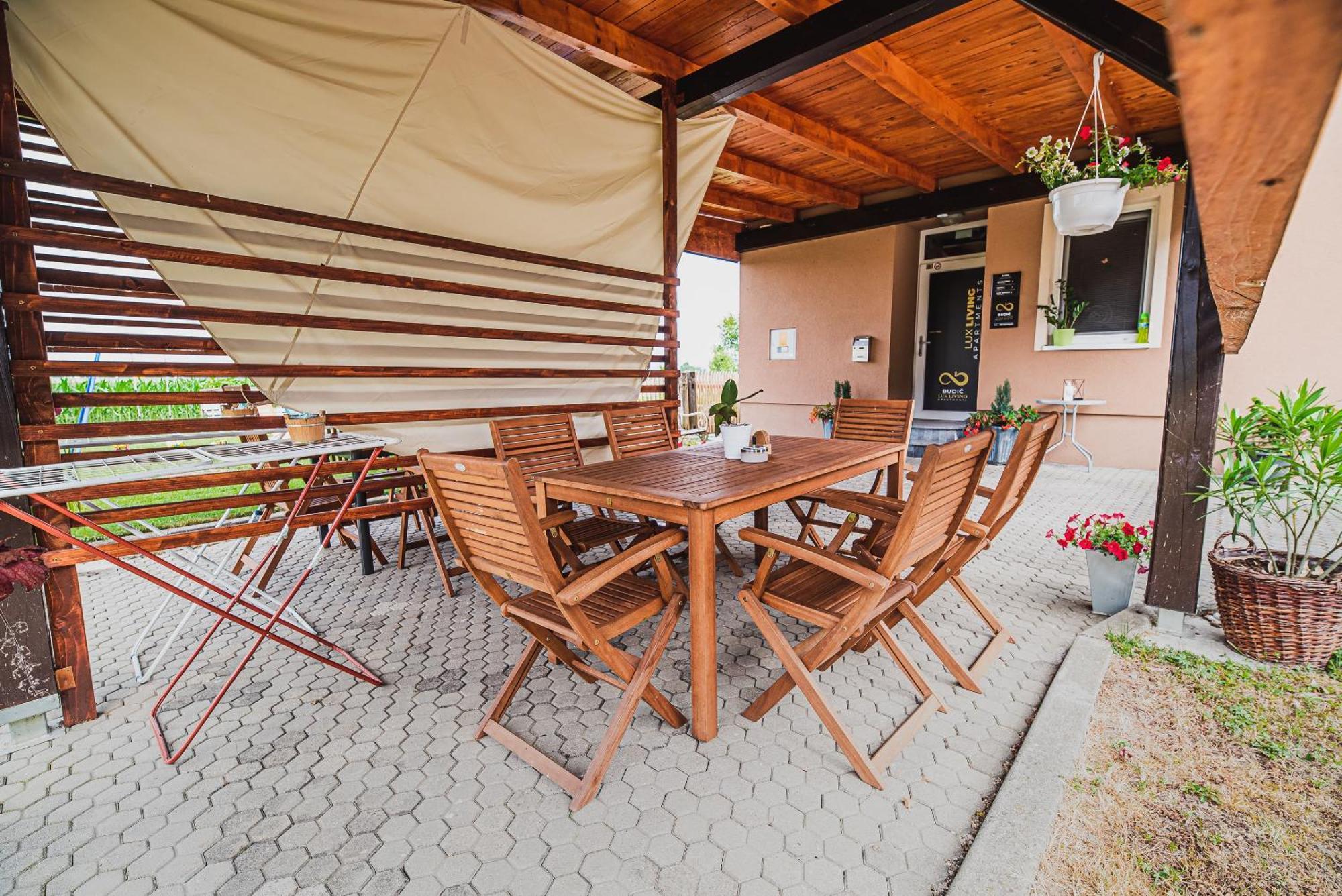 Lux Living Budic Near Terme Catez * Brezice