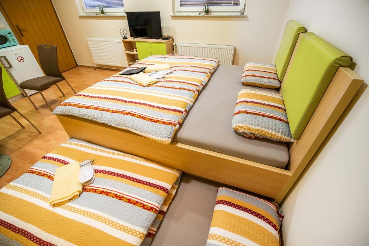 Lux Living Budic Near Terme Catez