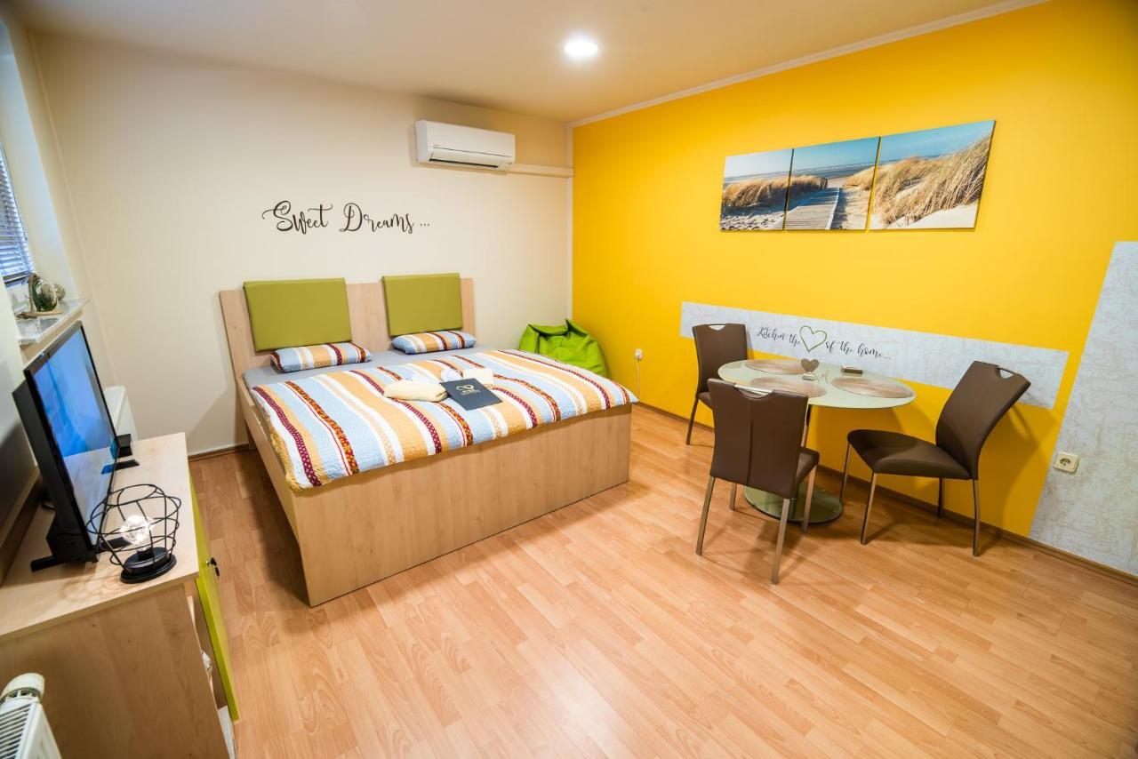 Apartment Lux Living Budic Near Terme Catez *